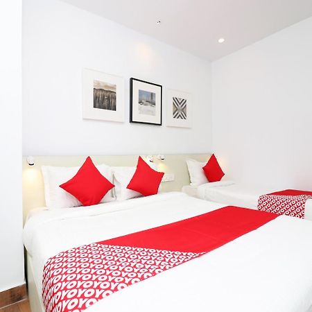 Oyo 15637 Transit Express Hotel Kolkata Bagian luar foto